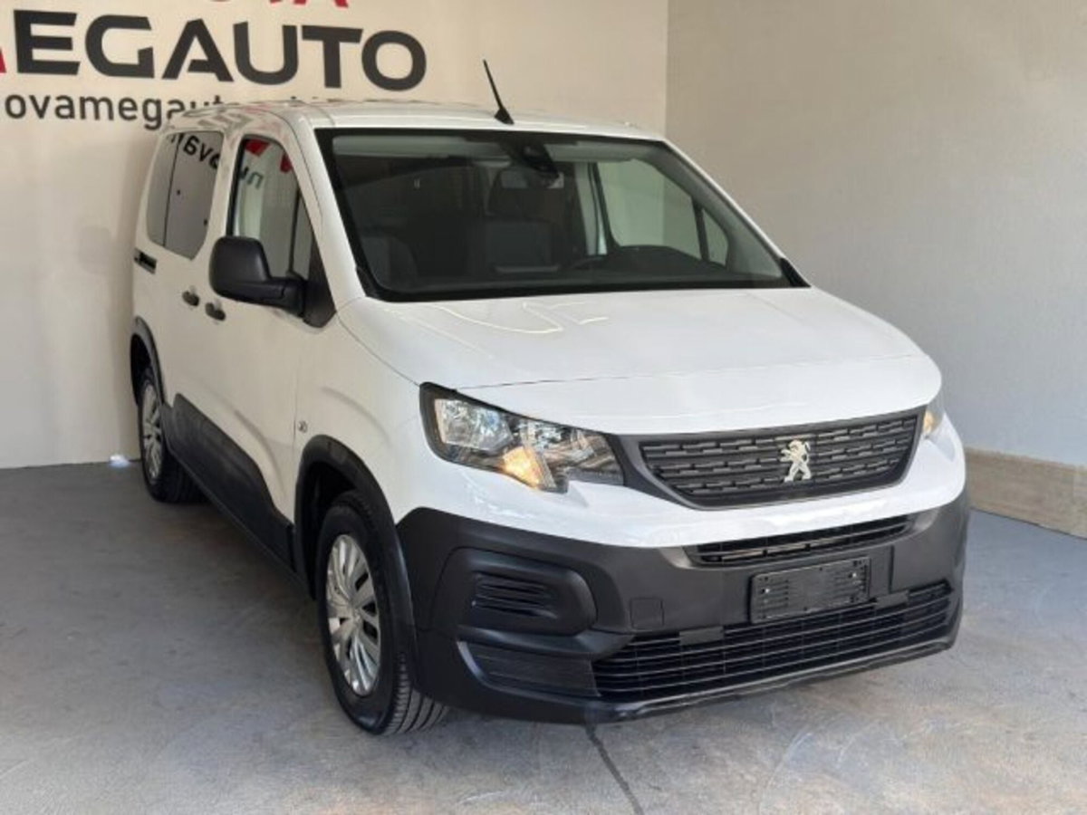 Peugeot Rifter BlueHDi 100 S&S Active Pack Long 7 posti (2)