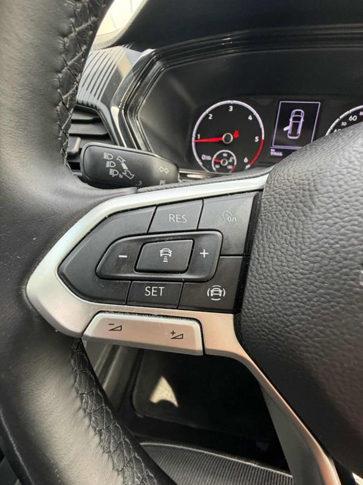 Volkswagen T-Cross 1.6 TDI SCR Style BMT (17)