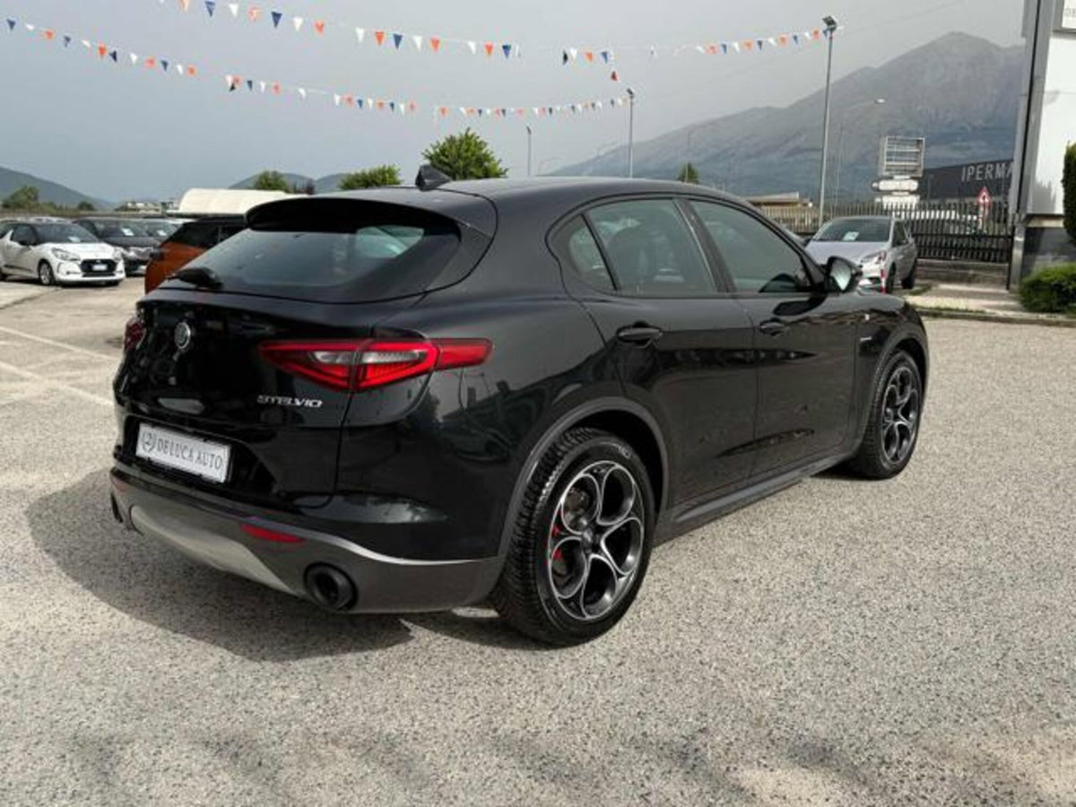 Alfa Romeo Stelvio Stelvio 2.2 Turbodiesel 210 CV AT8 Q4 Veloce (7)