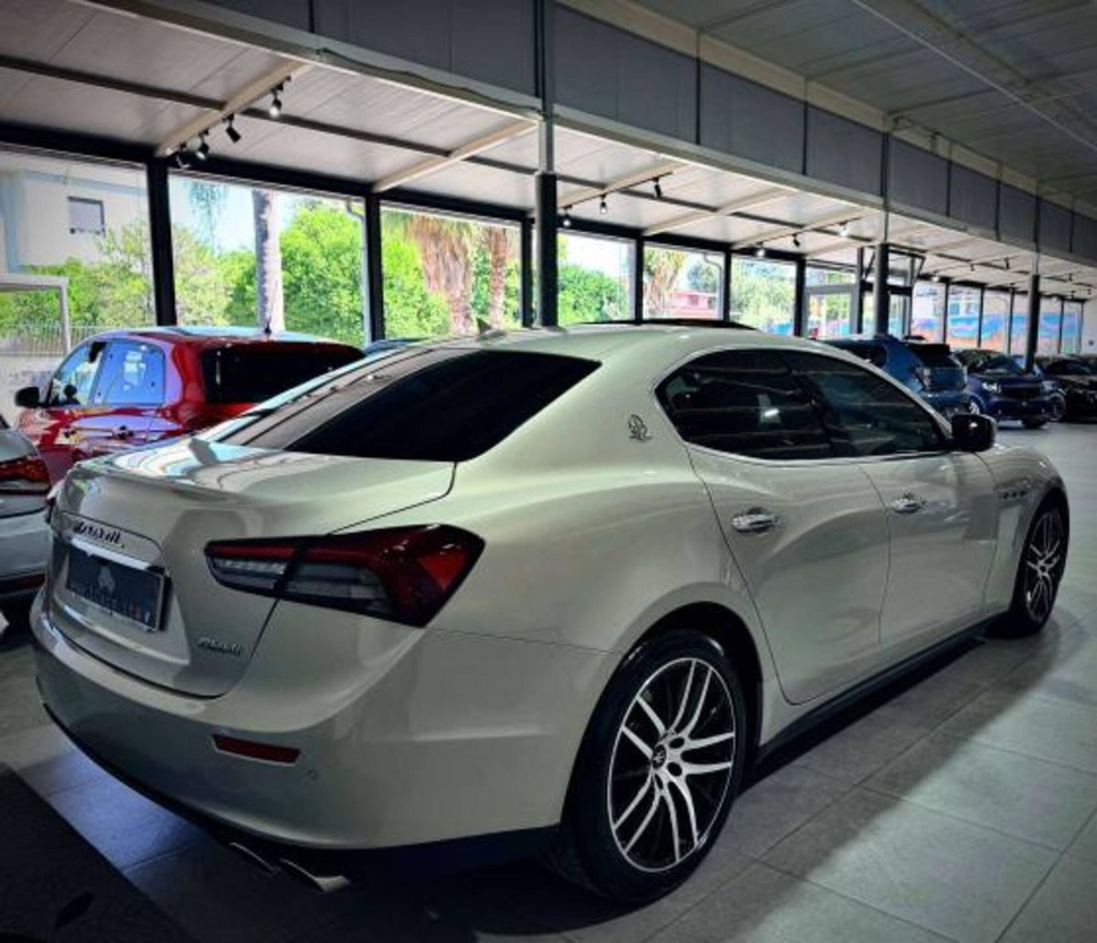 Maserati Ghibli Ghibli V6 Diesel (7)