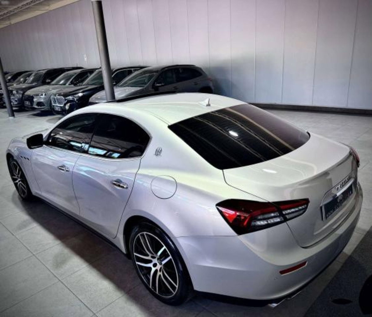 Maserati Ghibli Ghibli V6 Diesel (9)