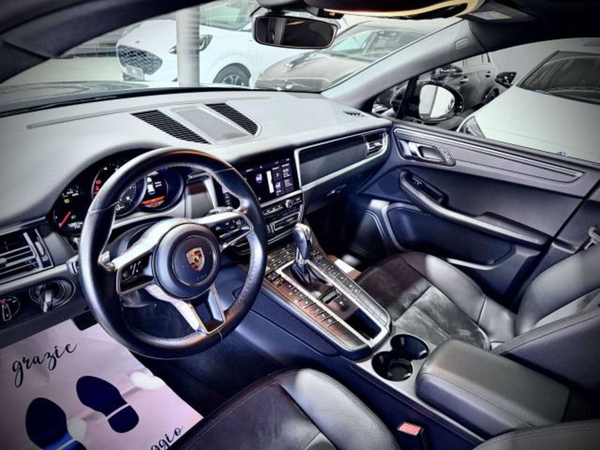 Porsche Macan 2.0 (10)