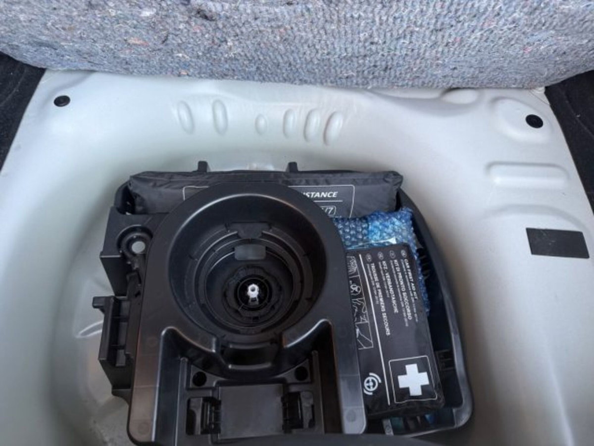 Citroen C3 PureTech 83 S&S C-Series (11)