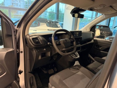 Peugeot Expert combi M1 long 2.2 diesel 180cv S&S eat8 (5)