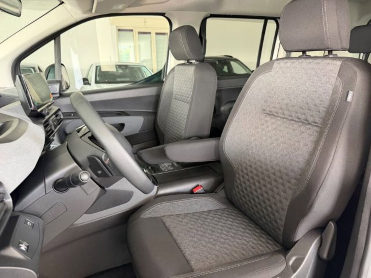 Peugeot Rifter BlueHDi 130 S&S EAT8 GT Line Standard (6)