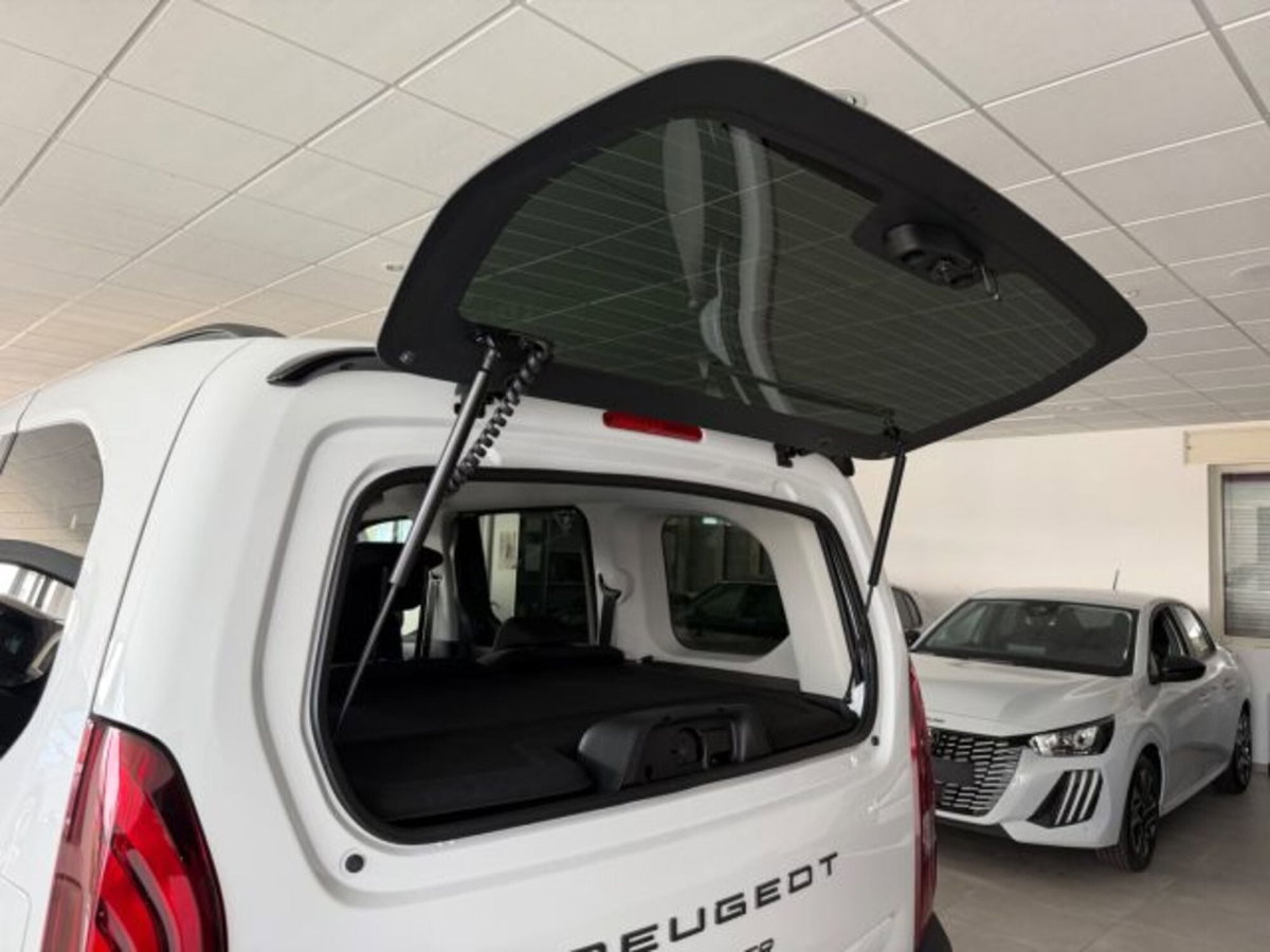 Peugeot Rifter BlueHDi 130 S&S EAT8 GT Line Standard (9)