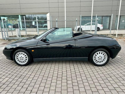 Alfa Romeo Spider 2.0i 16V Twin Spark cat (12)