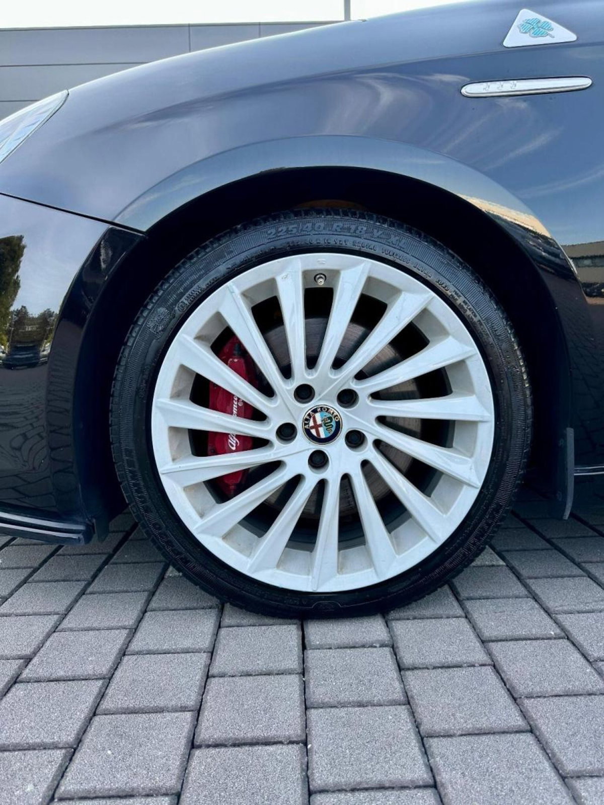 Alfa Romeo Giulietta 1750 tbi Quadrifoglio Verde 235cv (11)