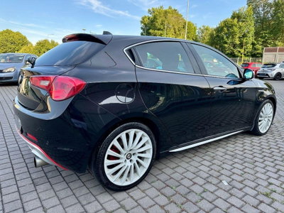Alfa Romeo Giulietta 1750 tbi Quadrifoglio Verde 235cv (9)