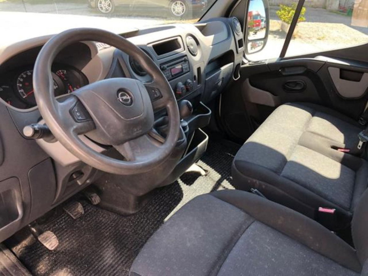 Opel Movano Furgone 35 2.3CDTI 130CV PM-TM FWD Furgone coibentato (13)