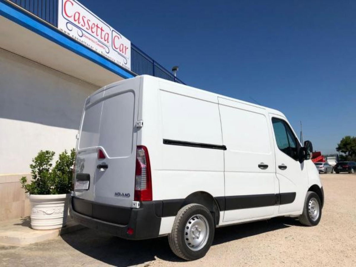Opel Movano Furgone 35 2.3CDTI 130CV PM-TM FWD Furgone coibentato (2)