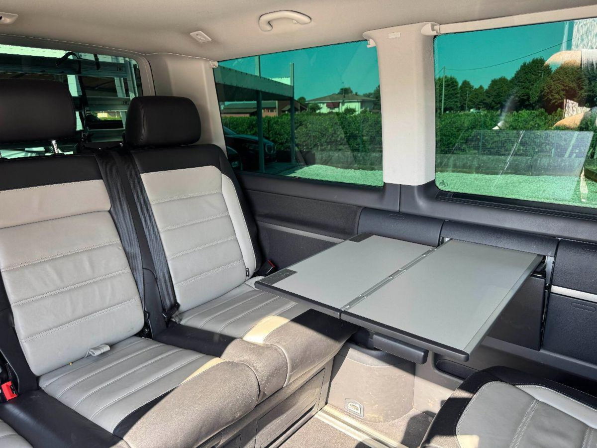 Volkswagen Multivan 2.0 tdi Highline 4motion 204cv dsg 7p.ti (11)