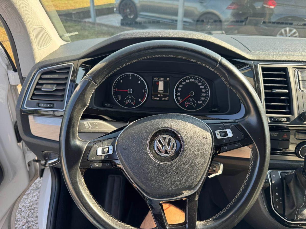 Volkswagen Multivan 2.0 tdi Highline 4motion 204cv dsg 7p.ti (13)