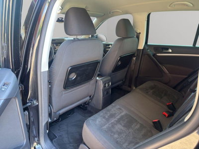 Volkswagen Tiguan 2.0 TDI 140 CV 4MOTION Sport & Style (14)