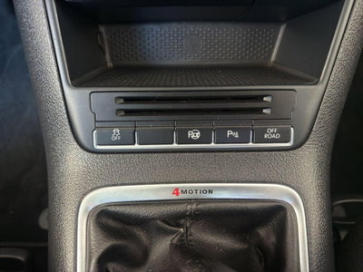 Volkswagen Tiguan 2.0 TDI 140 CV 4MOTION Sport & Style (18)