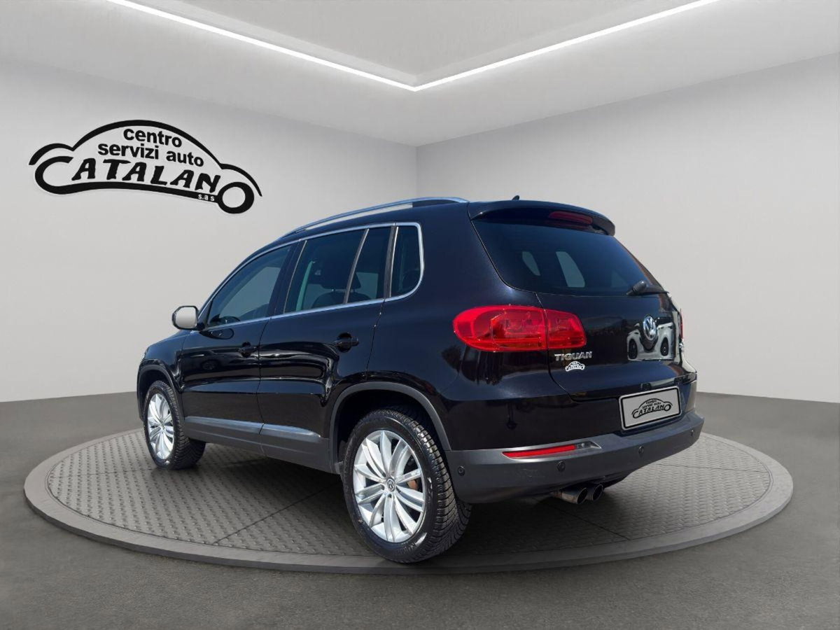 Volkswagen Tiguan 2.0 TDI 140 CV 4MOTION Sport & Style (3)