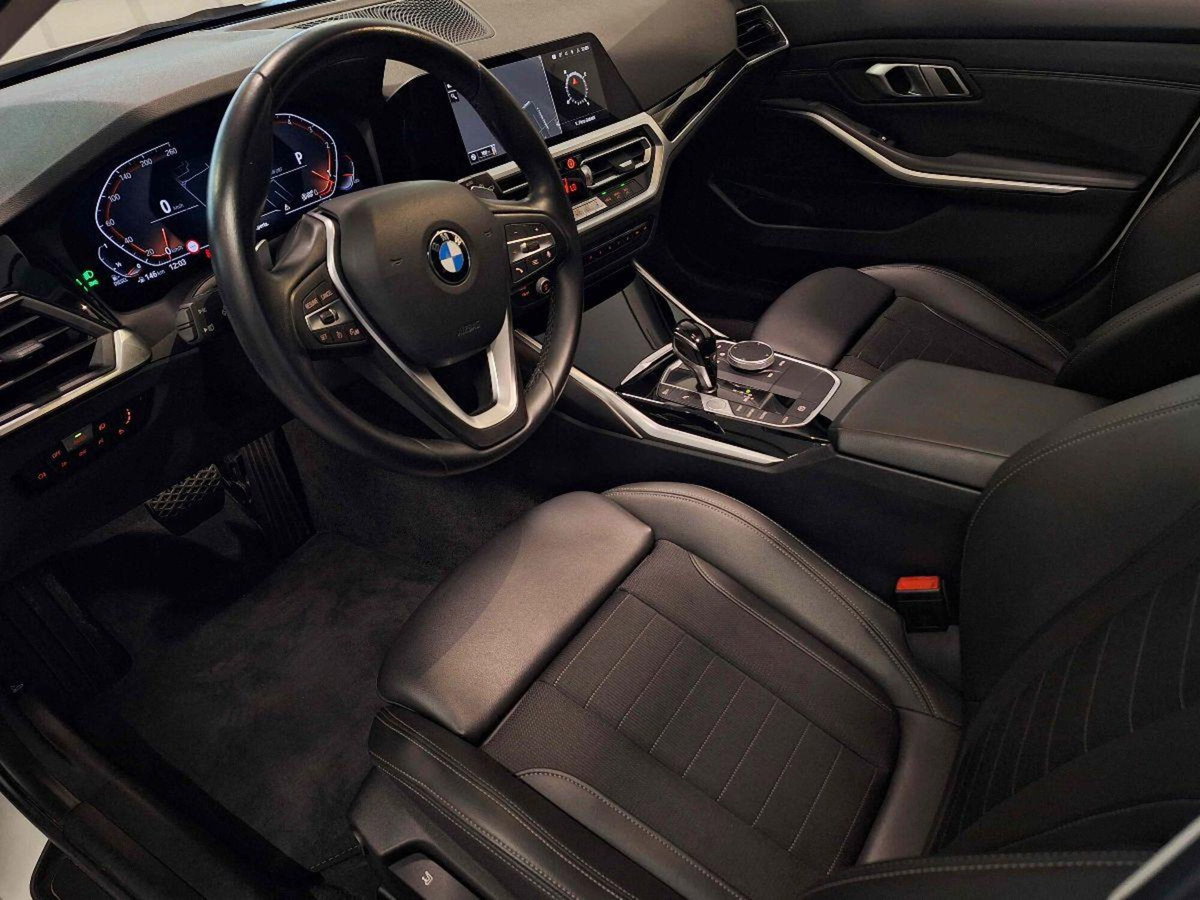 BMW Serie 3 Touring 320d 48V xDrive  Msport (18)