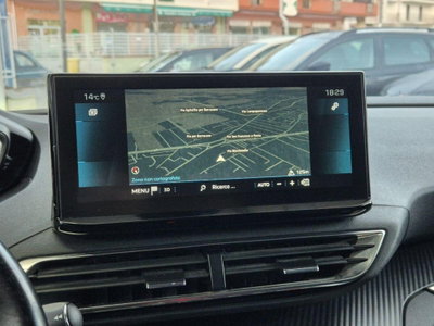 Peugeot 3008 BlueHDi 130 S&S EAT8 GT Line (4)