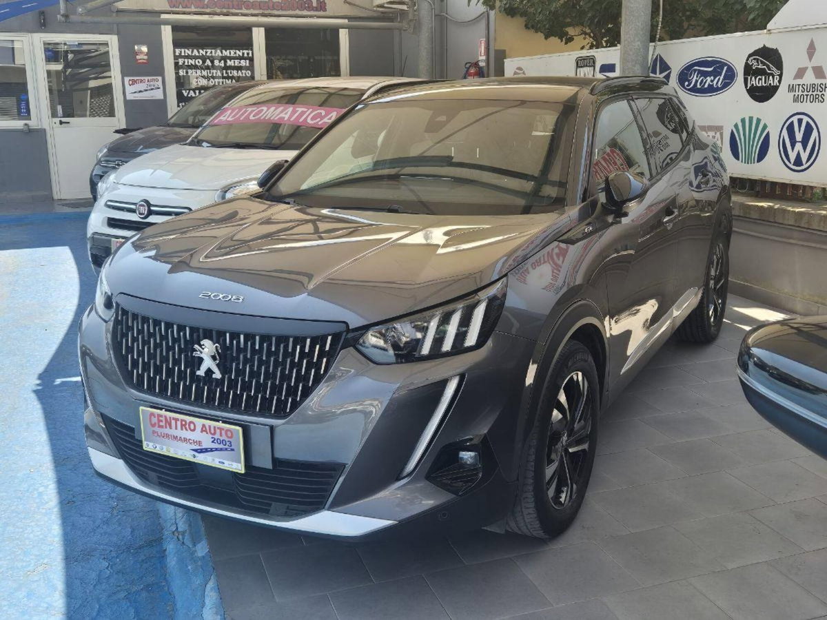 Peugeot 2008 BlueHDi 110 S&S GT (3)