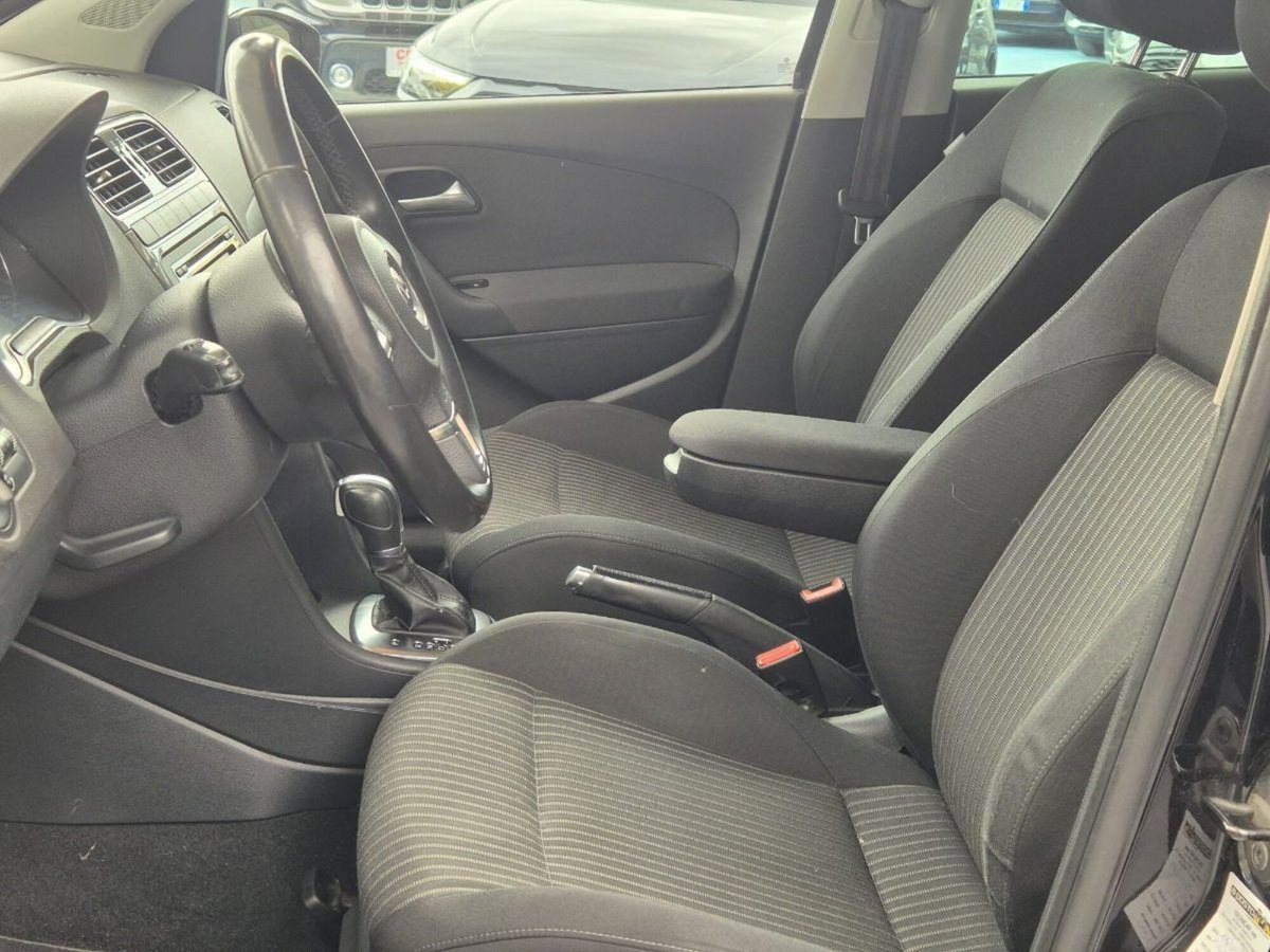 Volkswagen Polo 1.6 TDI 90CV DPF DSG 5 porte Highline (7)