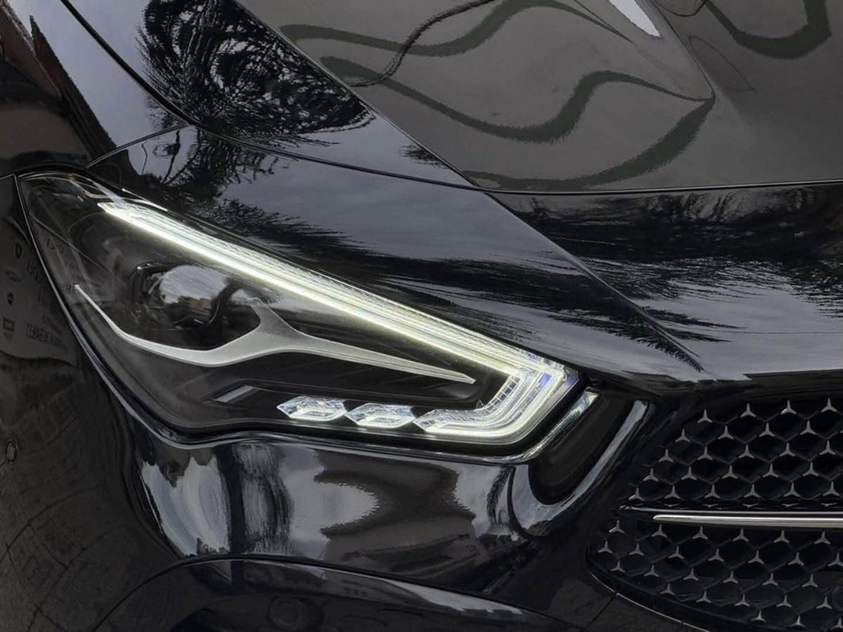 Mercedes-Benz CLA 200 d Automatic Premium (10)