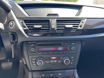 BMW X1 sDrive18d X Line (14)
