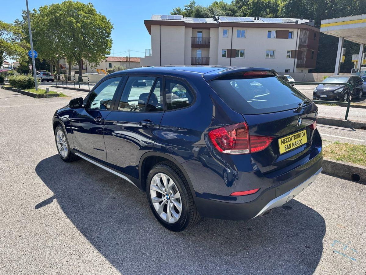 BMW X1 sDrive18d X Line (4)