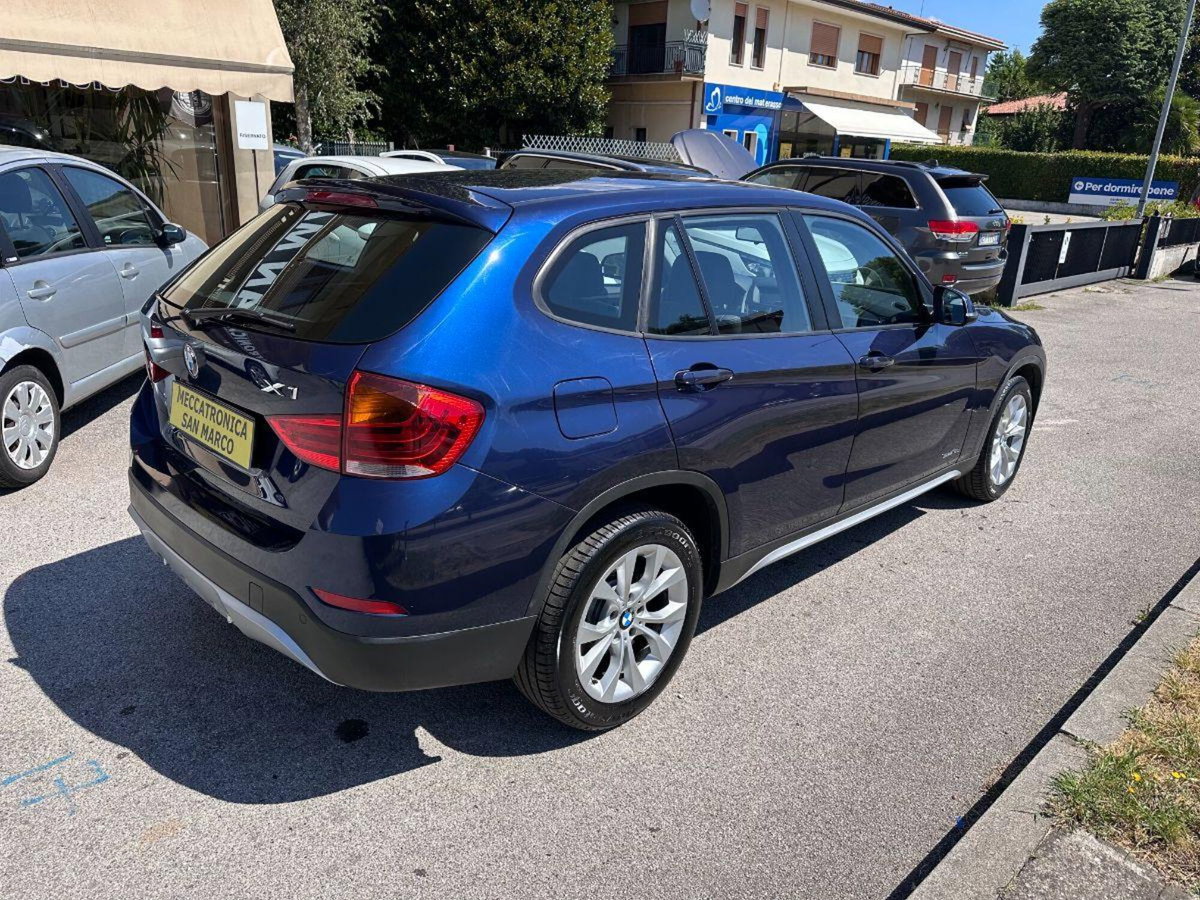 BMW X1 sDrive18d X Line (6)