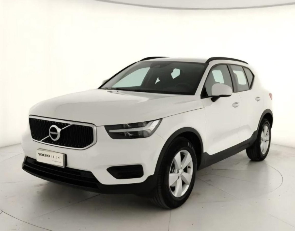 Volvo XC40 T2 Momentum Core