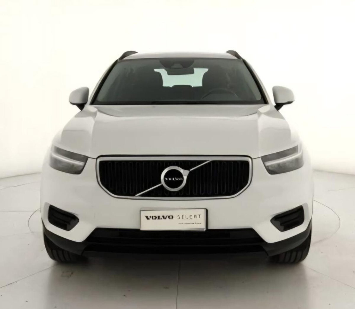 Volvo XC40 T2 Momentum Core (2)