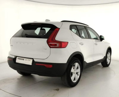 Volvo XC40 T2 Momentum Core (3)