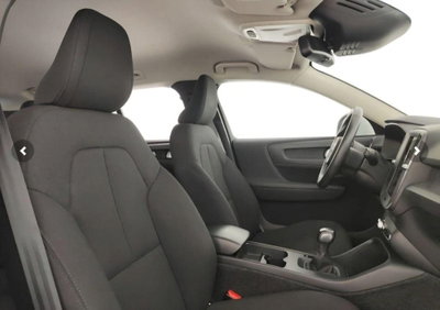 Volvo XC40 T2 Momentum Core (5)