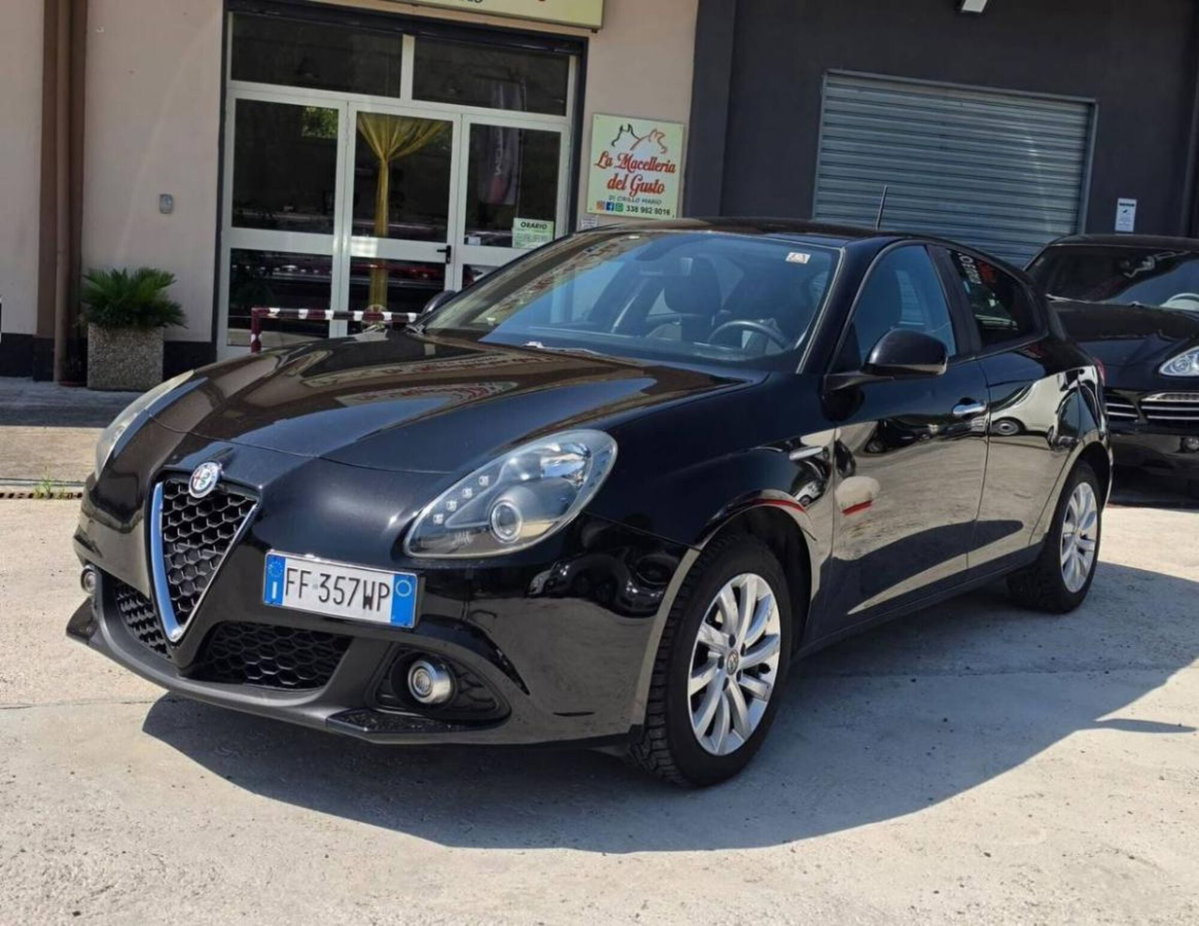 Alfa Romeo Giulietta 1.4 Turbo Super Gpl 120cv (2)