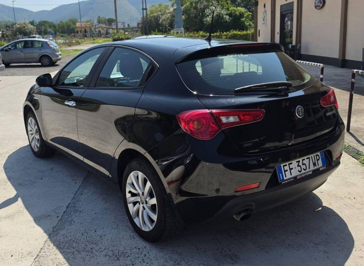Alfa Romeo Giulietta 1.4 Turbo Super Gpl 120cv (7)