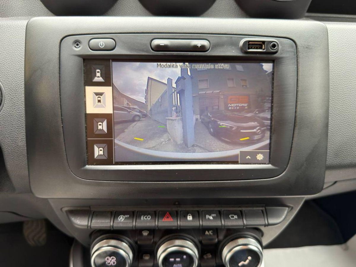 Dacia Duster 1.5 Blue dCi 8V 115 CV 4x2 15th Anniversary (15)