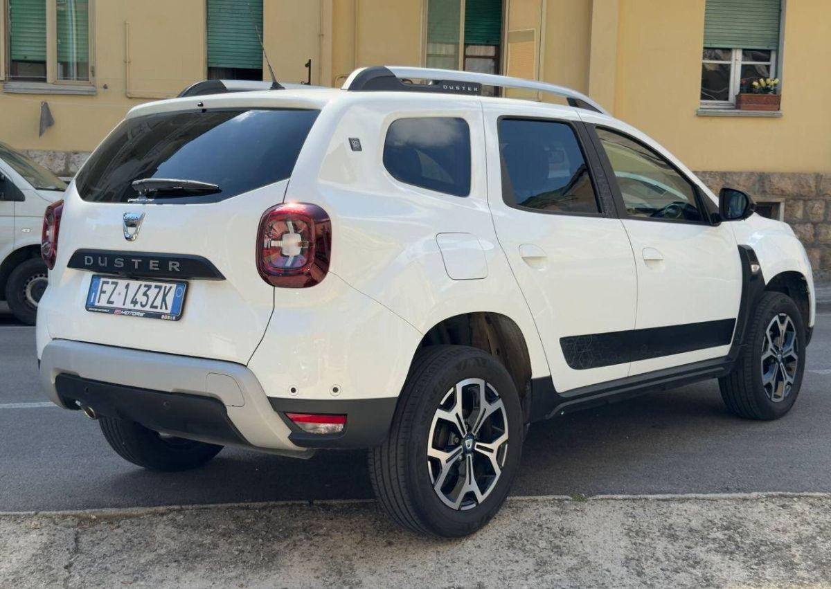 Dacia Duster 1.5 Blue dCi 8V 115 CV 4x2 15th Anniversary (6)