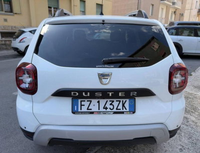 Dacia Duster 1.5 Blue dCi 8V 115 CV 4x2 15th Anniversary (7)