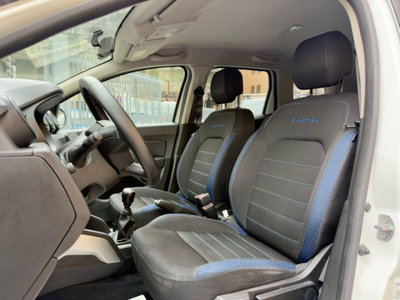 Dacia Duster 1.5 Blue dCi 8V 115 CV 4x2 15th Anniversary (9)