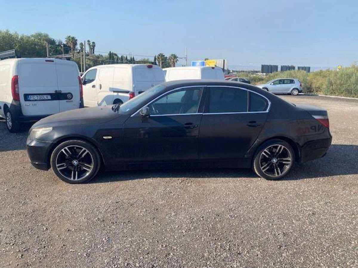 BMW Serie 5 530d Eletta (11)
