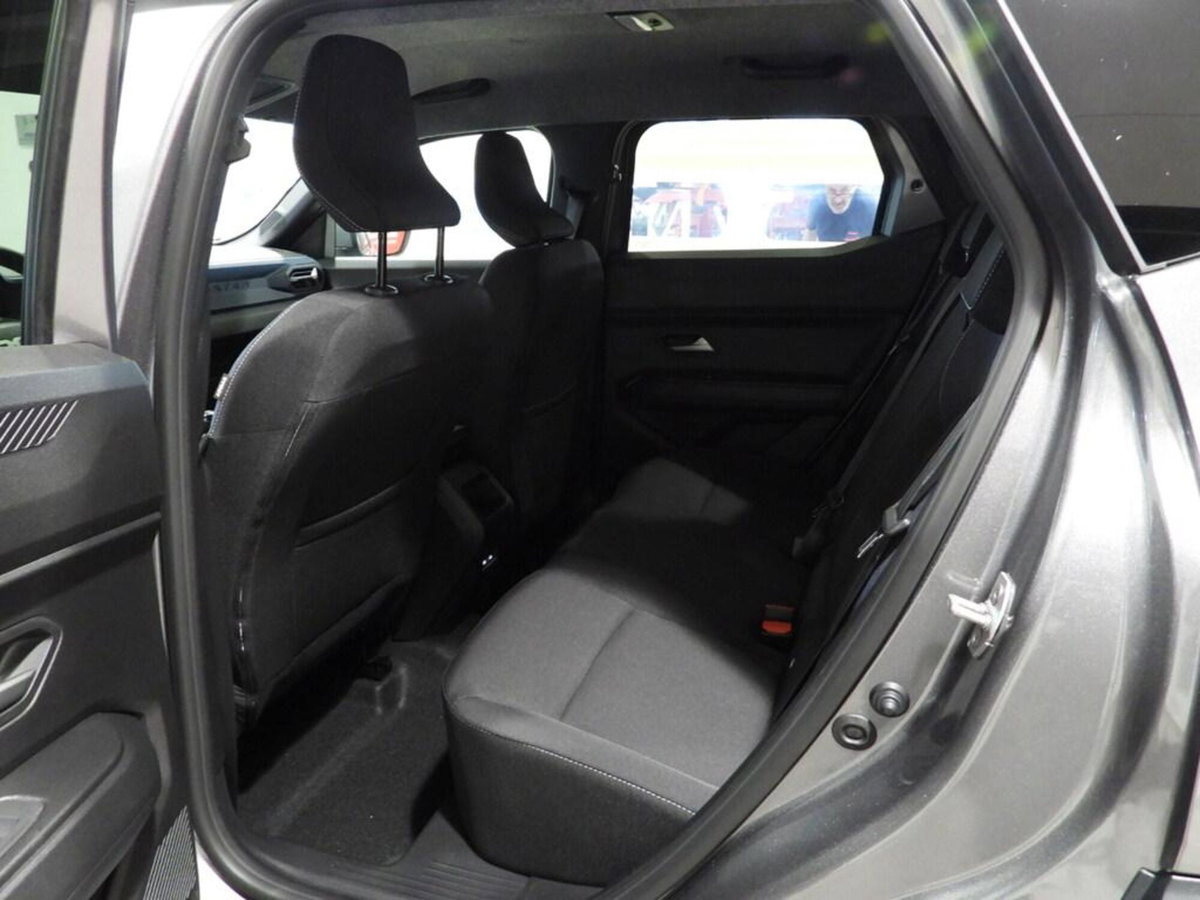 Dacia Duster 1.2 Eco-G Essential 120cv (13)