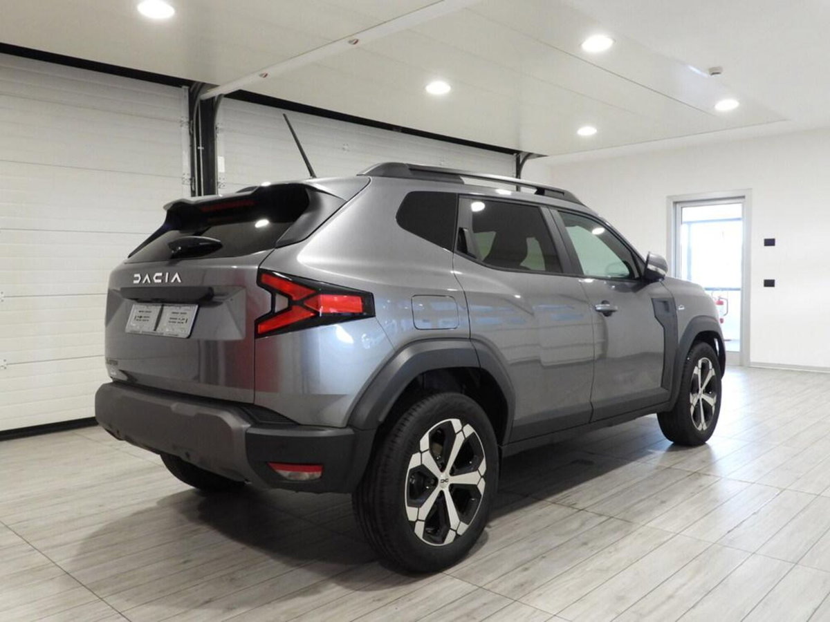 Dacia Duster 1.2 Eco-G Essential 120cv (6)