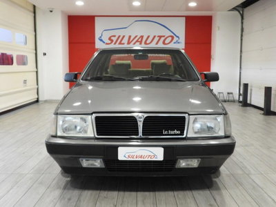 Lancia Thema i.e. turbo (2)