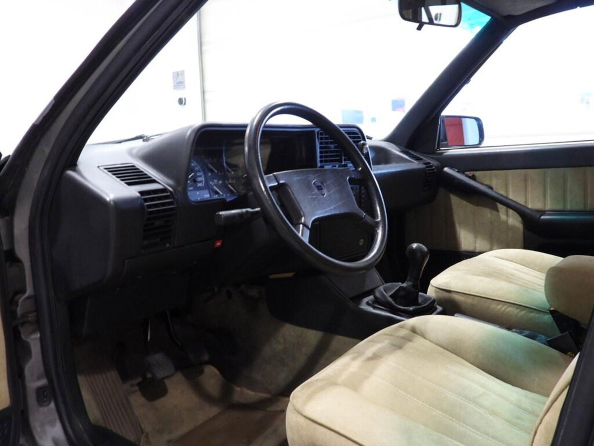 Lancia Thema i.e. turbo (8)