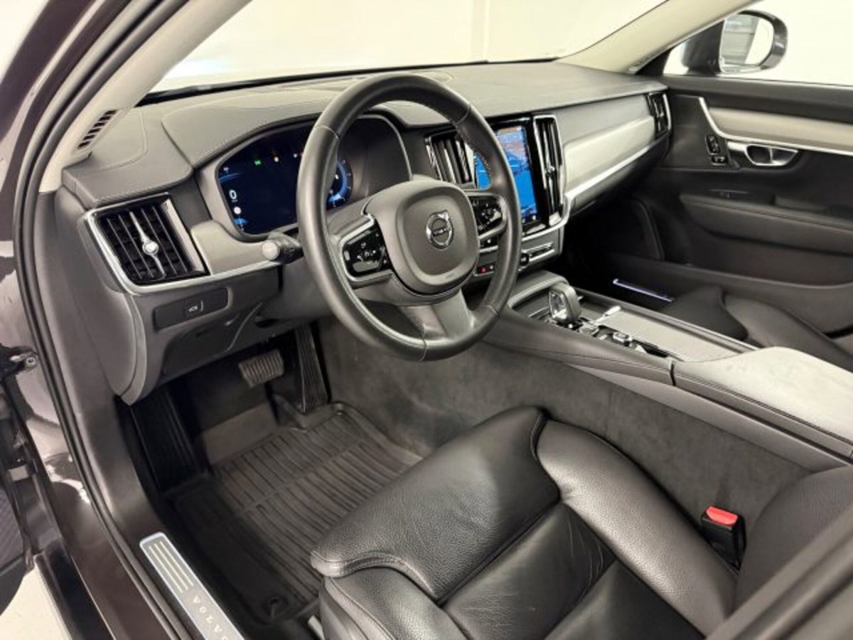 Volvo V90 Cross Country 2.0 b4 Ultimate awd auto (4)