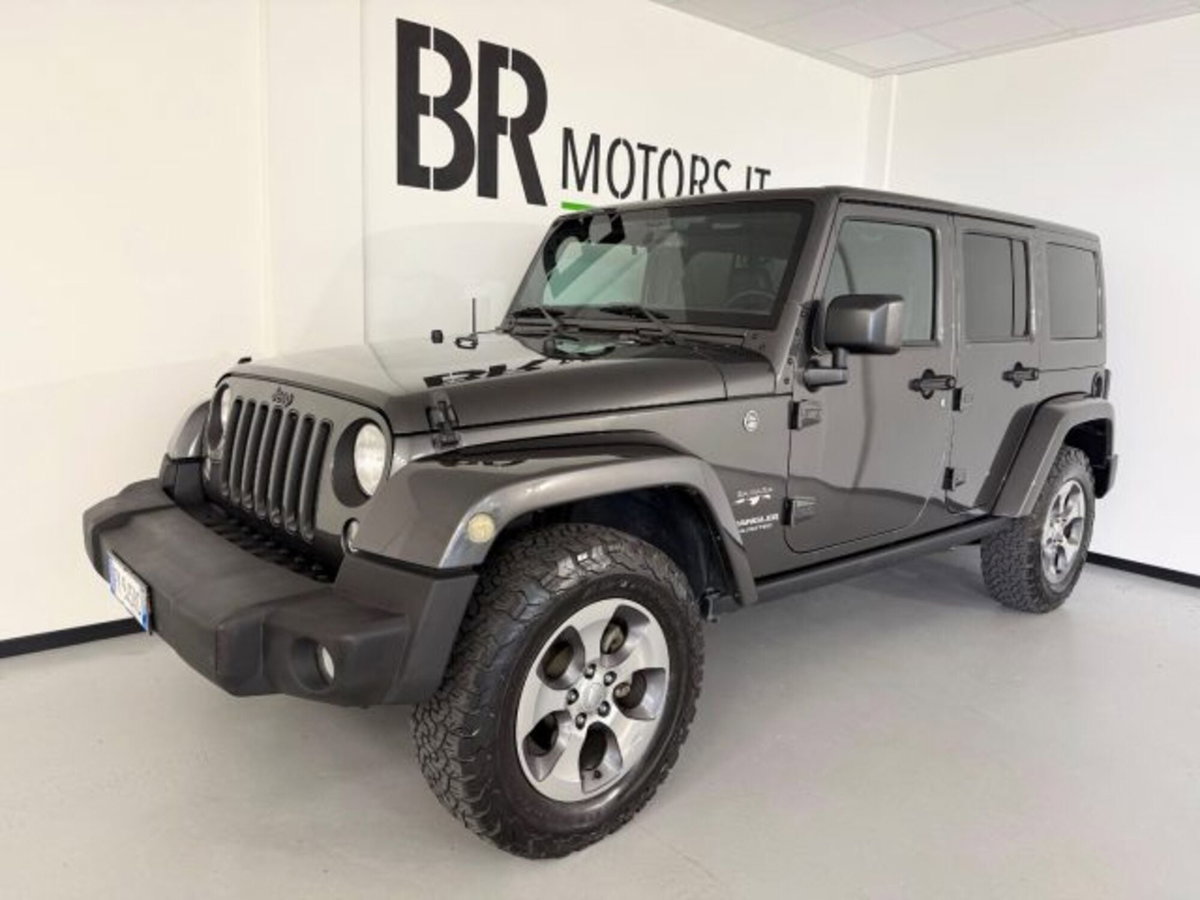 Jeep Wrangler Unlimited 2.8 CRD DPF Sahara Auto