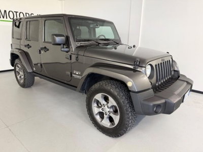 Jeep Wrangler Unlimited 2.8 CRD DPF Sahara Auto (3)