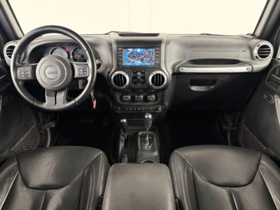 Jeep Wrangler Unlimited 2.8 CRD DPF Sahara Auto (5)