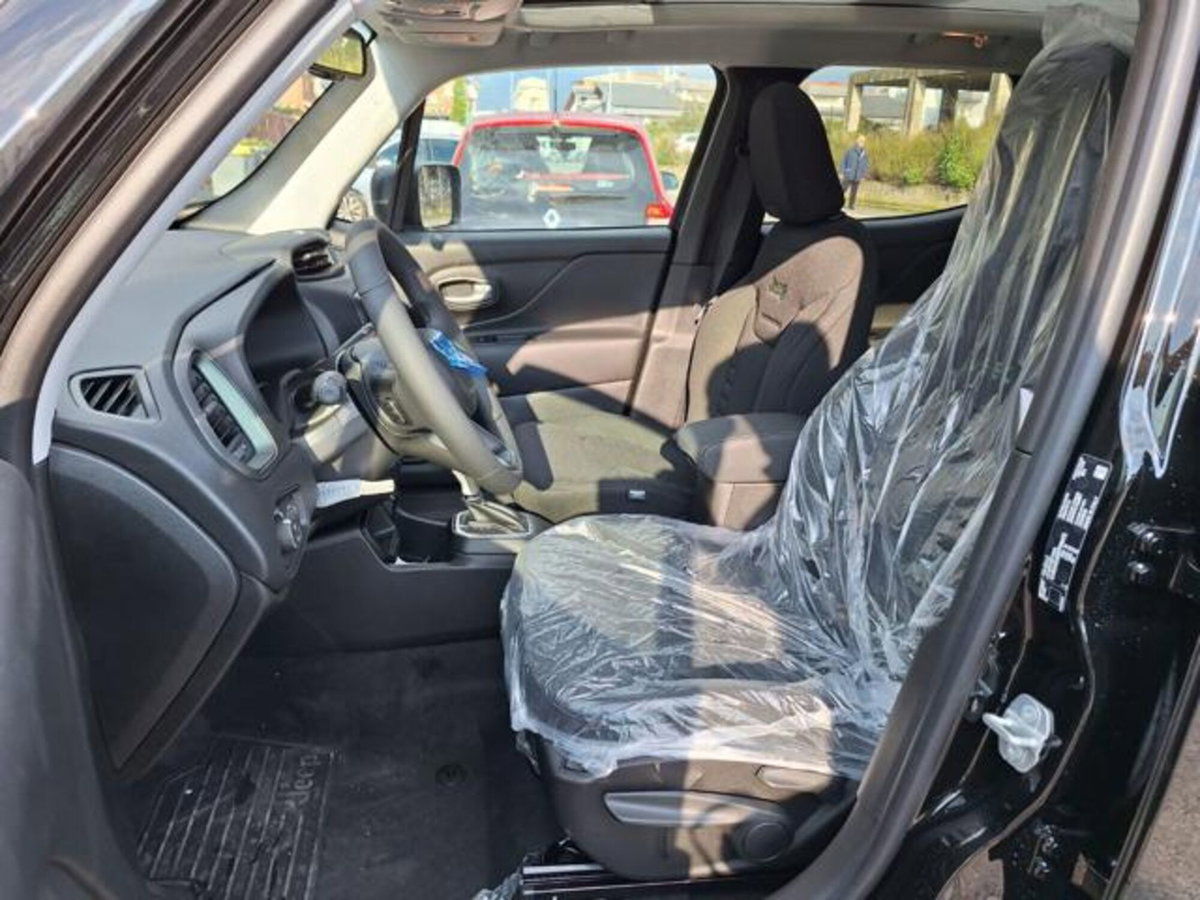 Jeep Renegade 1.5 turbo t4 mhev North Star 2wd dct (14)