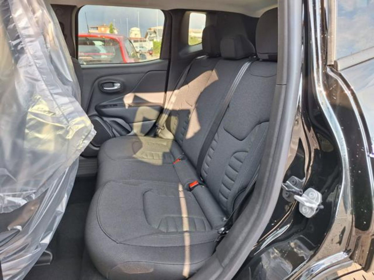 Jeep Renegade 1.5 turbo t4 mhev North Star 2wd dct (15)