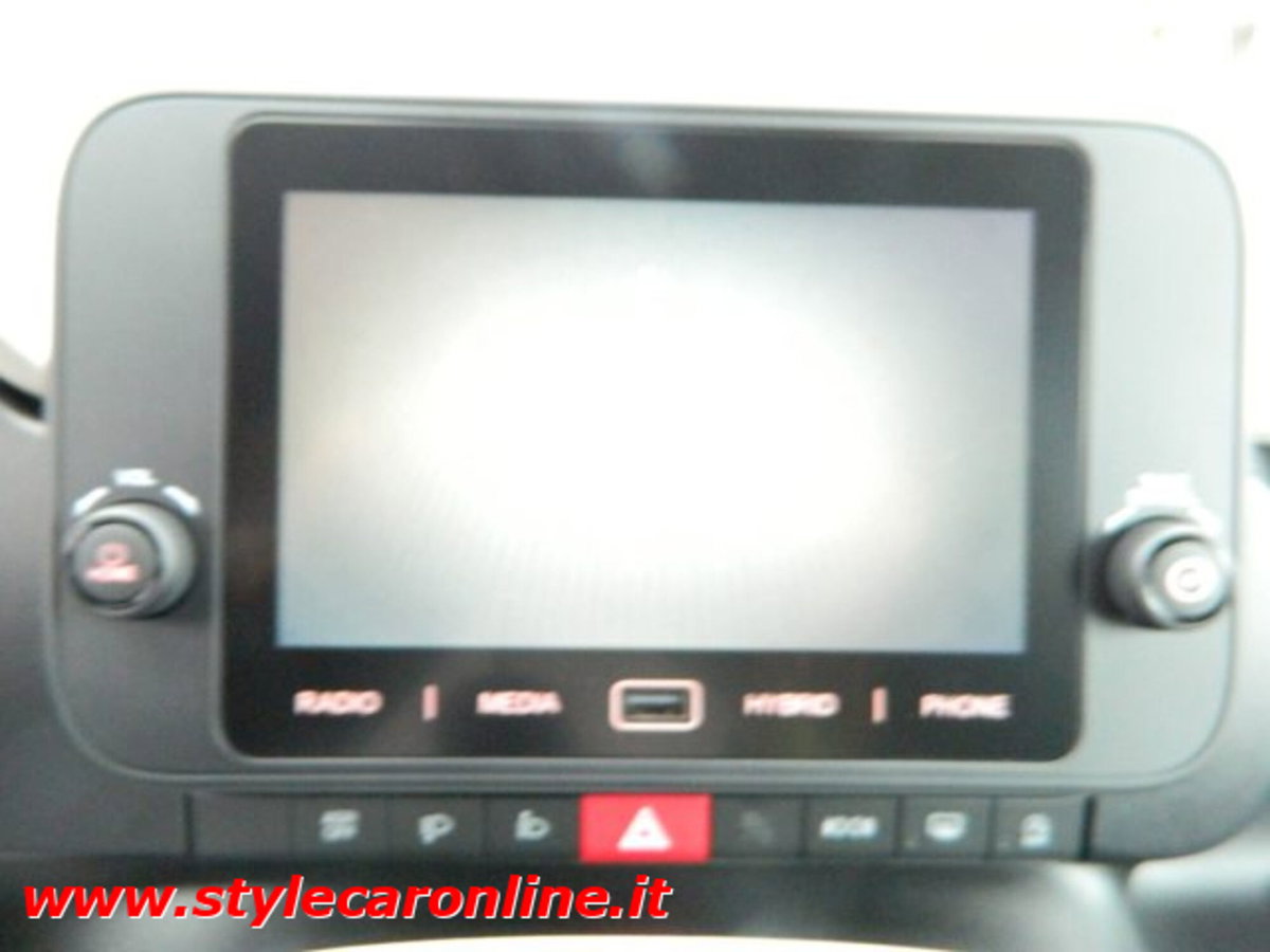 Fiat Panda 1.0 firefly hybrid s&s 70cv (13)